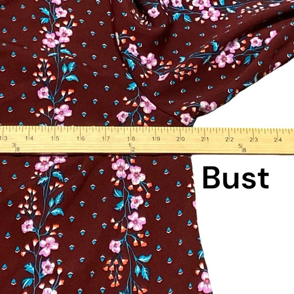 Bell-Sleeve Swing Top for Women Old Navy - Picture 5 of 6